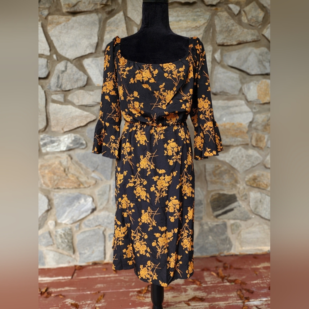 Autmn Fall Floral Print Bell Sleeve Midi Dress NWT